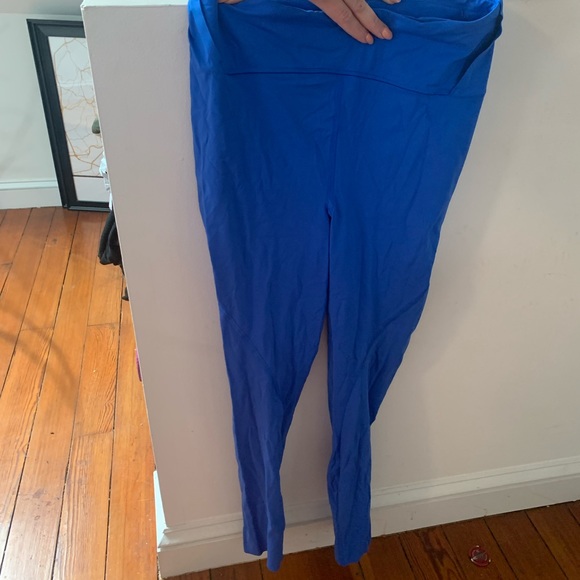 Lululemon Free to Speed High-Rise Leggings 25’ - Picture 6 of 7